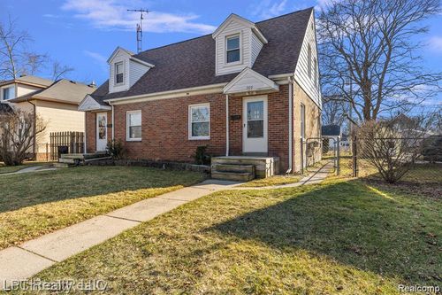 309 Jones St, Mount Clemens, MI, 48043-1658 | Card Image