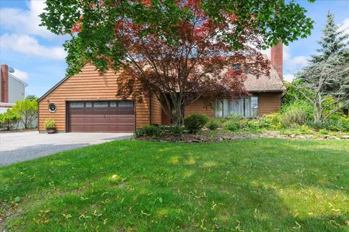 1057 Carlls Straight Path, Dix Hills, NY, 11746-7044 | Card Image
