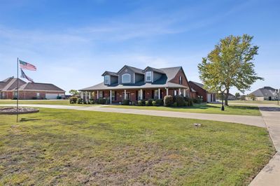 1072 W Secretariat Drive, House other with 4 bedrooms, 3 bathrooms and null parking in Terrell TX | Image 3