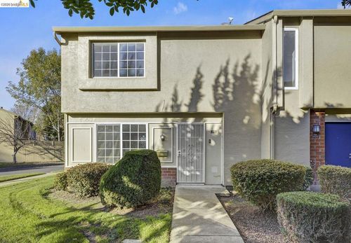 4122 4122 Venus Pl, Union City, CA, 94587 | Card Image