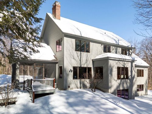 16 Hayfield Road, Hanover, NH, 03750 | Card Image