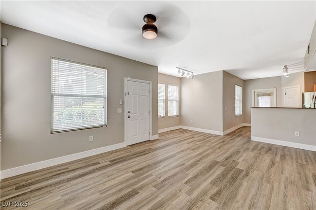 UNIT-1341 - 10001 Peace Way, Condo with 3 bedrooms, 2 bathrooms and null parking in Las Vegas NV | Image 6