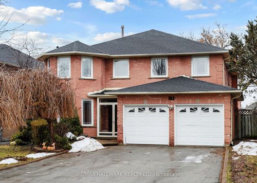 97 Stave Cres, Richmond Hill, ON, L4C9J2 | Card Image