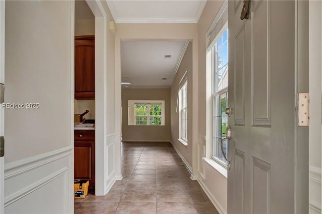 8 Biltmore Dr, House other with 3 bedrooms, 2 bathrooms and null parking in Bluffton SC | Image 5