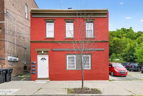 78 Hill St, Troy, NY, 12180-4581 | Card Image