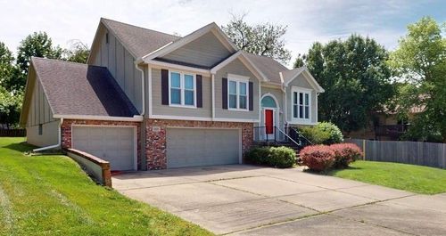 3105 Nw 57th Street, Kansas City, MO, 64151 | Card Image