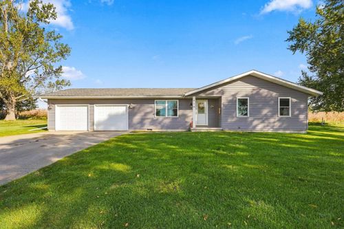 416 Obrien Ct Nw, Independence, IA, 50644-9101 | Card Image