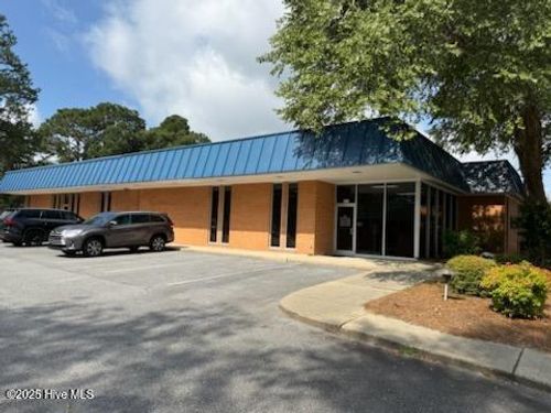 510 Plaza Blvd, Kinston, NC, 28501-1615 | Card Image