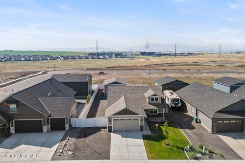 8892 W Swather Ave, Rathdrum, ID, 83858-5268 | Card Image