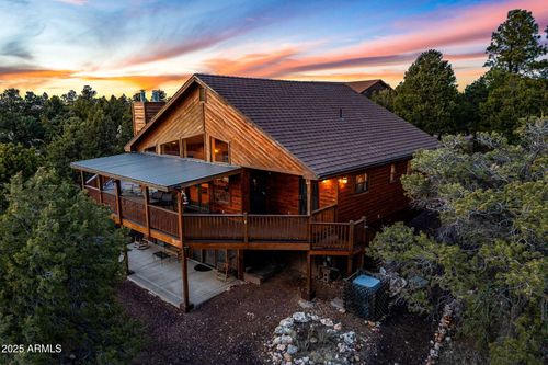 2810 Skyhawk Dr, Overgaard, AZ, 85933-5366 | Card Image