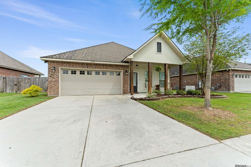 18304 Crows Nest Dr, Prairieville, LA, 70769 | Card Image