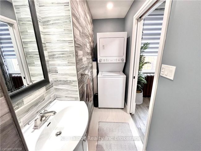 127 Victoria St N, House other with 3 bedrooms, 2 bathrooms and 3 parking in Goderich ON | Image 10