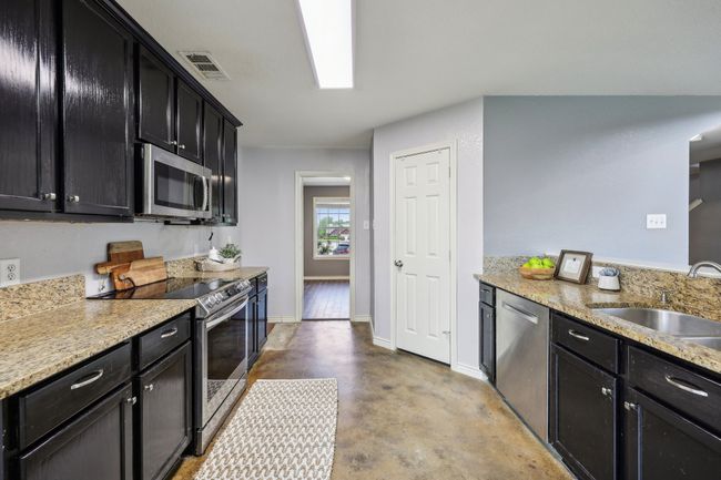 8808 Eastwood Ave, House other with 3 bedrooms, 3 bathrooms and null parking in Cross Roads TX | Image 16