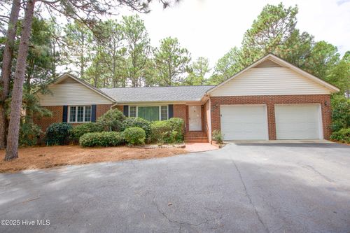 48 Martin Dr, Whispering Pines, NC, 28327-9335 | Card Image