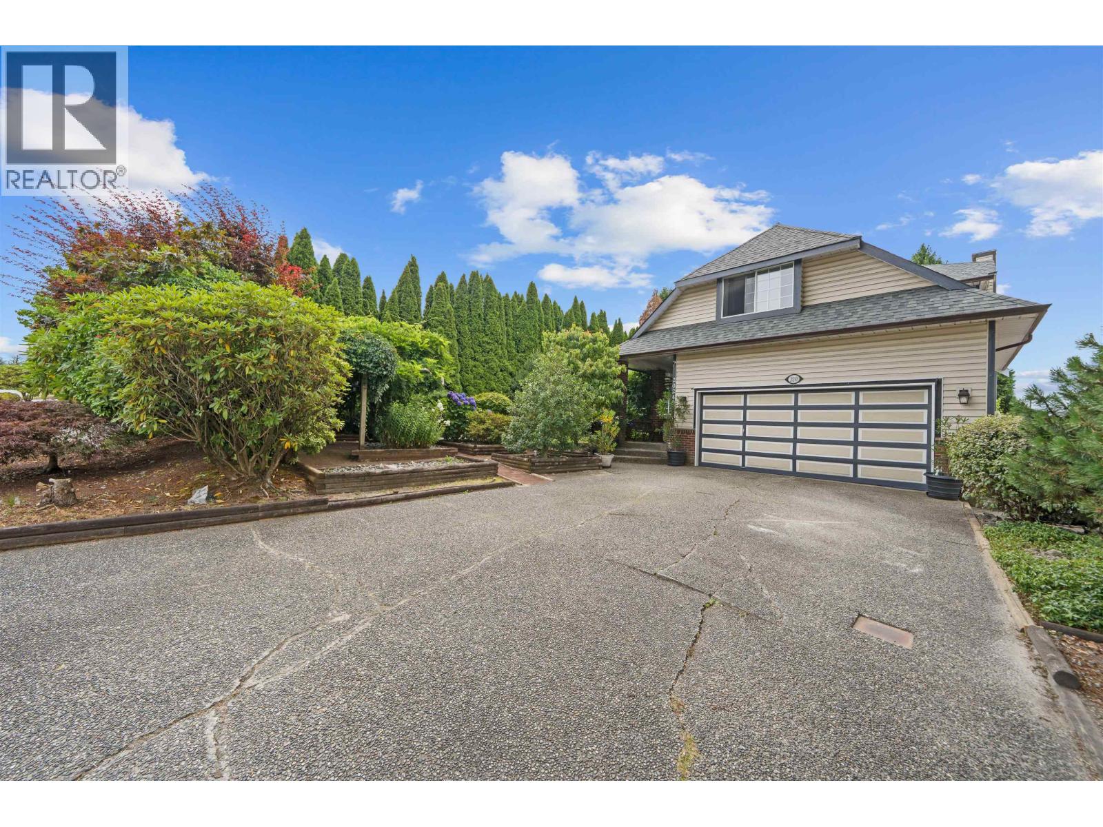 Residential in Maple Ridge 2
