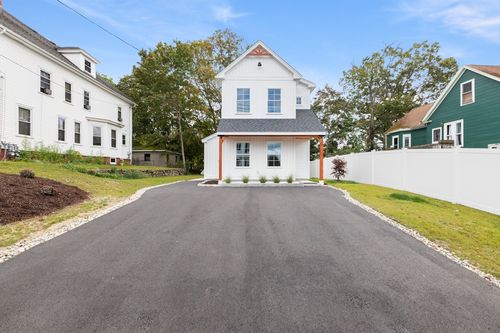 29 Elm St, Webster, MA, 01570-2626 | Card Image