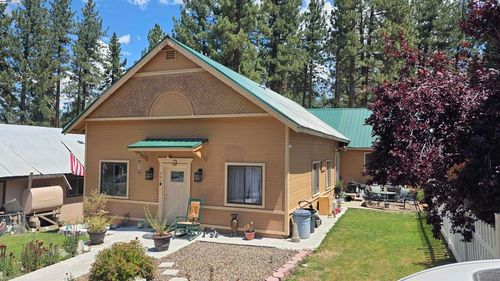 461 Nevada St, Portola, CA, 96122-9536 | Card Image