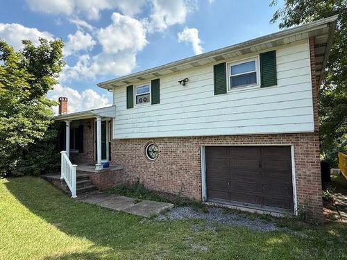 124 Colonial Dr, Davidsville, PA, 15928-9504 | Card Image