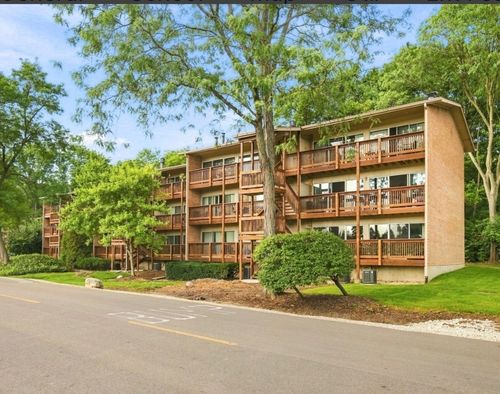 a-5850 Forest View Road, Lisle, IL, 60532 | Card Image