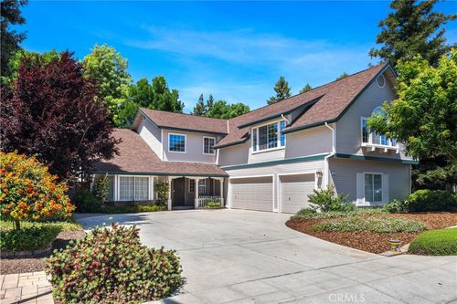 2123 Wrenwood Ave, Clovis, CA, 93611-7412 | Card Image