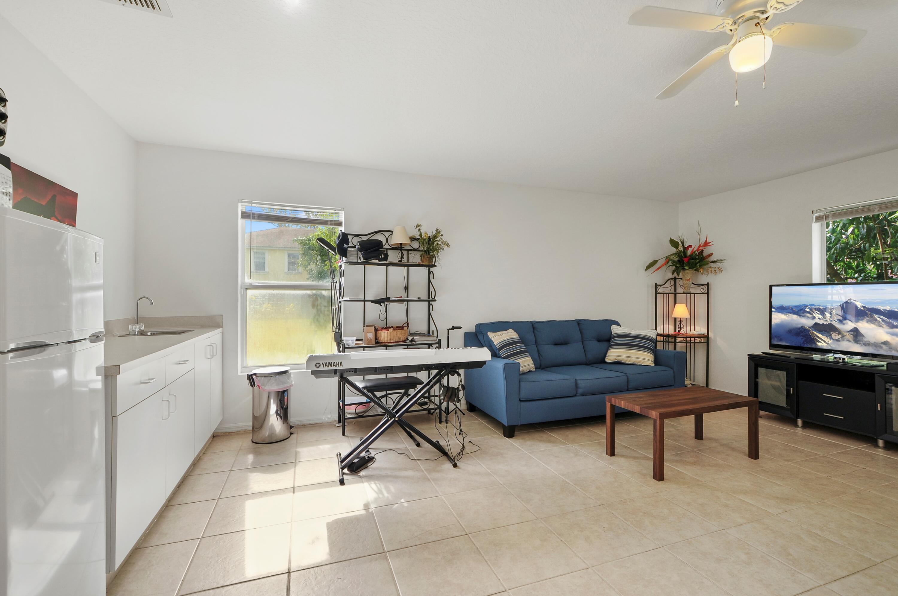 Residential Lease in Fort Pierce 2