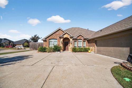 4701 Bungalow Dr, Garland, TX, 75043-6468 | Card Image