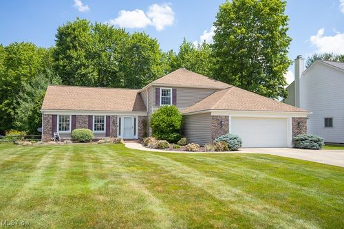 20622 Wildwood Ln, Strongsville, OH, 44149-5727 | Card Image