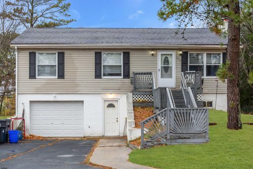 5926 Berry Dr, Mays Landing, NJ, 08330-2324 | Card Image