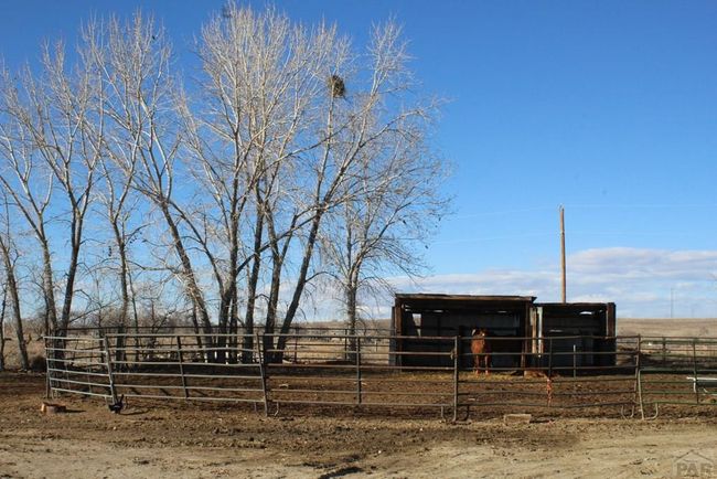 49300 E State Highway 96, House other with 3 bedrooms, 3 bathrooms and 1 parking in Avondale CO | Image 26