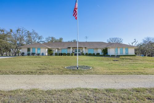 197 Live Oak Cemetery Rd, Killeen, TX, 76542-5245 | Card Image