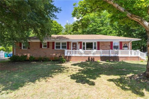3213 Nc Highway 14, Reidsville, NC, 27320-8718 | Card Image