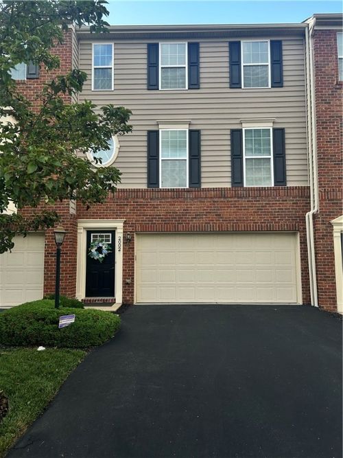 2002 Black Bear Way, Bridgeville, PA, 15017-3811 | Card Image