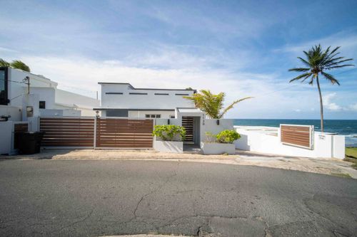 113 D Ext. Kennedy, Dorado, PR, 00646 | Card Image