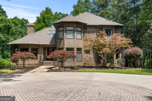 6525 Cox Dr, Flowery Branch, GA, 30542-2641 | Card Image