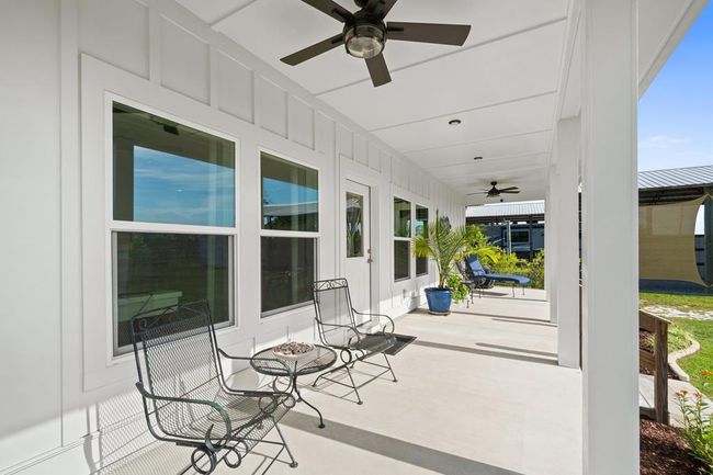 574 N Canal Dr, House other with 2 bedrooms, 2 bathrooms and 4 parking in Port St. Joe FL | Image 31
