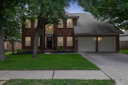 1800 Hollow Ridge Dr, Cedar Park, TX, 78613-6730 | Card Image