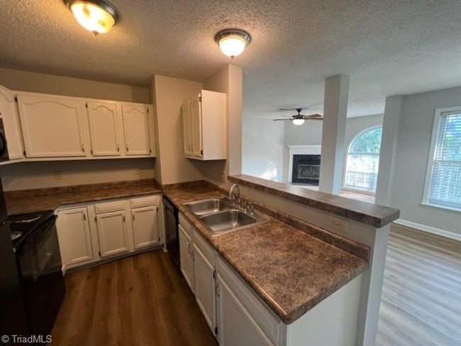 APT-2D - 3614 Morris Farm Dr, Townhouse with 2 bedrooms, 2 bathrooms and null parking in Greensboro NC | Image 9
