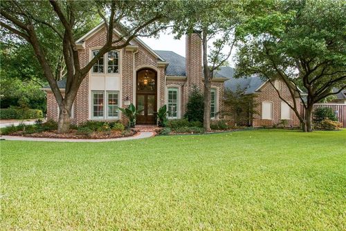 6207 Walnut Hill Ln, Dallas, TX, 75230-5114 | Card Image