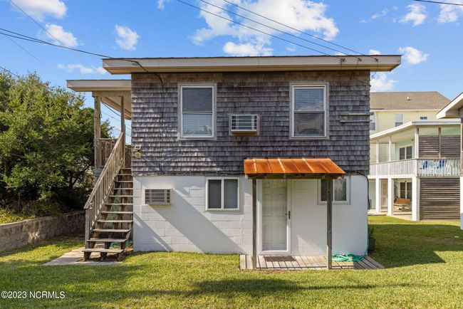 Rear Building | Image 32