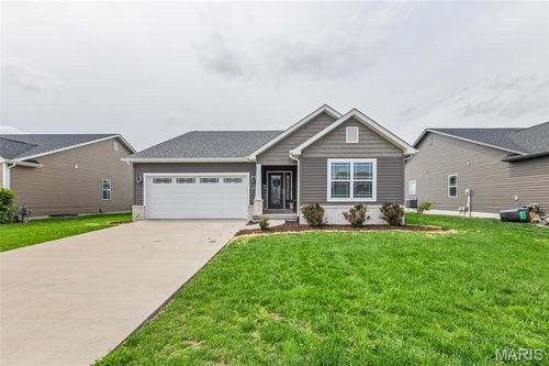 811 Topaz Ct, Mascoutah, IL, 62258-2956 | Card Image