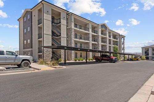 b405-184 N Lone Rock Dr, Hurricane, UT, 84737-6172 | Card Image