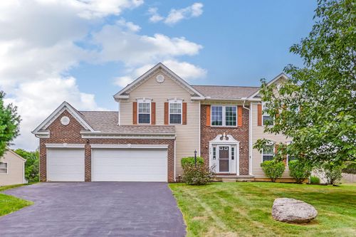 117 Deer Path Ct, Etna, OH, 43062-6004 | Card Image