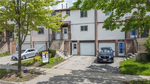 3-249 Camelot Crt, Waterloo, ON, N2K3G5 | Card Image