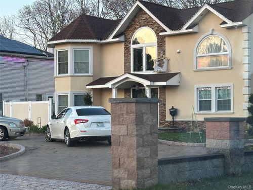 45 Campbell Ln, East Islip, NY, 11730-3616 | Card Image
