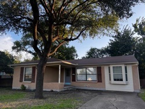 203 Joe White St, Rockwall, TX, 75087-2206 | Card Image