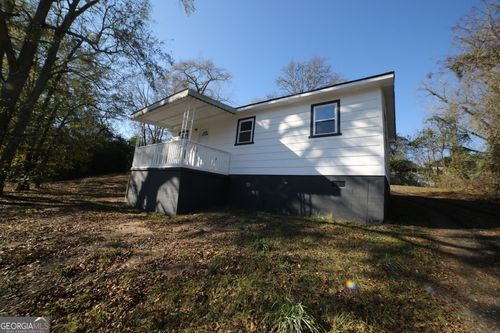 67 N Collins St, Reynolds, GA, 31076-2932 | Card Image