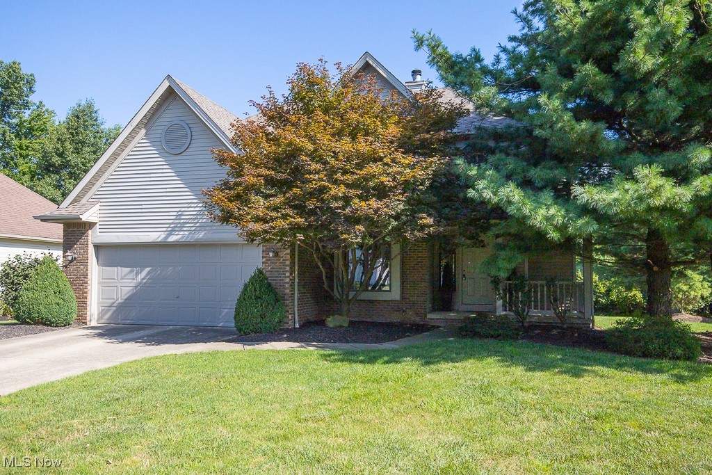 Stoughton Dr, Strongsville, OH 44149