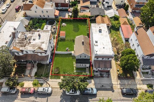 94 110th St, South Richmond Hill, NY, 11419-1015 | Card Image