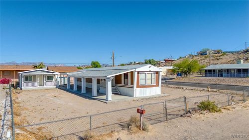 1570 Monte Vista Dr, Bullhead City, AZ, 86442-7214 | Card Image
