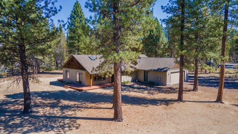 Chapman St, Gilchrist, OR 97737